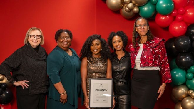 President of Unifor, Lana Payne with Donnarie Evans, recipient of Unifor's first Black Excellence Award